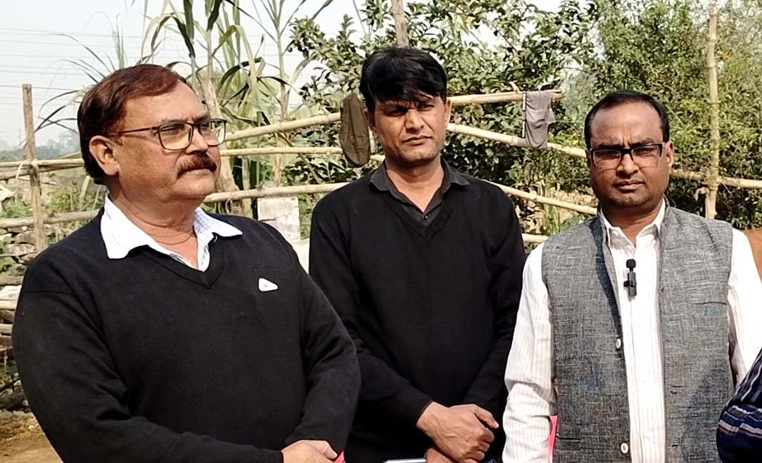 वाराणसी : प्रधानपति की दबंगई, अधिवक्ता से मांगी एक लाख की रंगदारी 1 वाराणसी : प्रधानपति की दबंगई, अधिवक्ता से मांगी एक लाख की रंगदारी